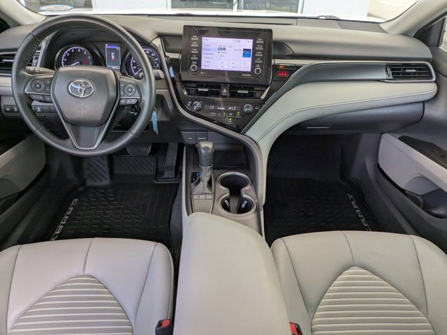 Used 2023 Toyota Camry SE image 13