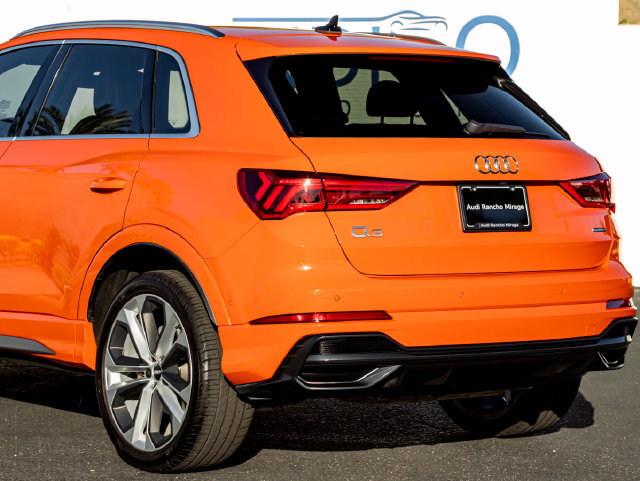 Used 2019 Audi Q3 2.0T Prestige w/ Prestige Package AWD/4WD image 11