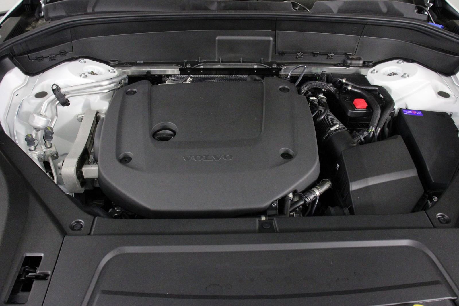 New 2025 Volvo XC90 B6 Plus w/ Protection Package Premier image 12