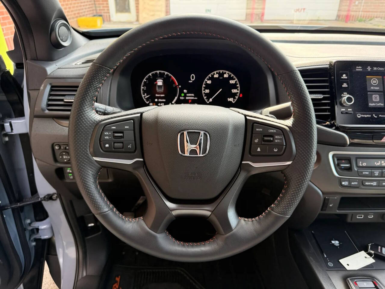 Used 2025 Honda Ridgeline TrailSport image 11