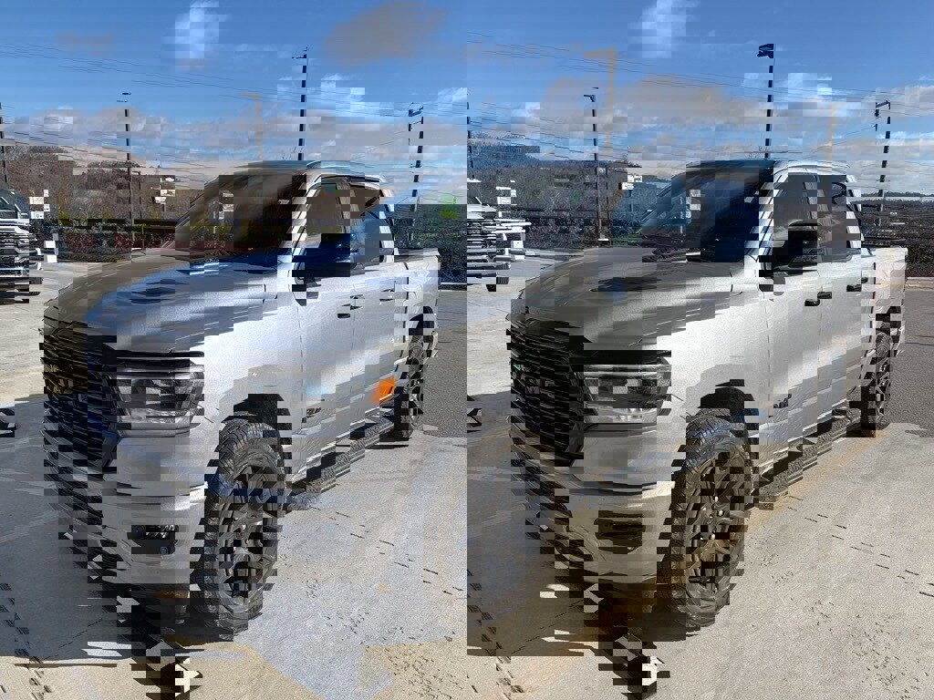 Used 2024 RAM 1500 Laramie image 1