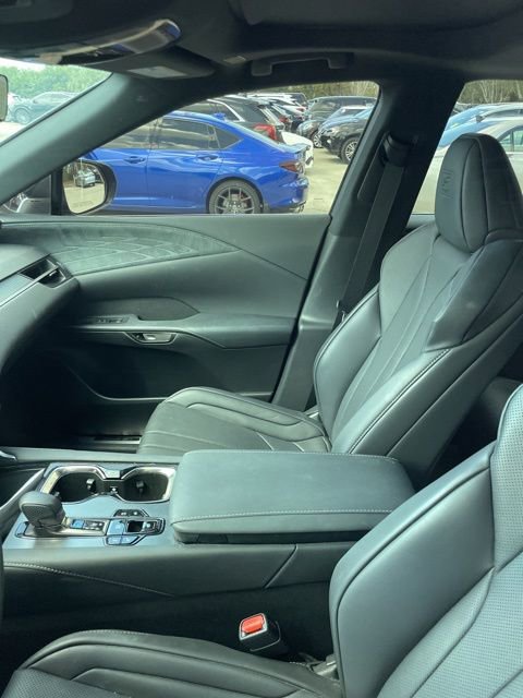 Used 2024 Lexus RX 350 F Sport w/ Convenience Package image 9