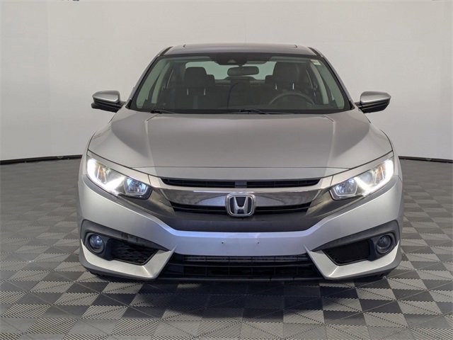 Used 2017 Honda Civic EX-T image 3