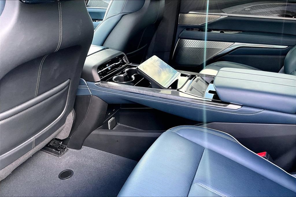 Certified 2025 Cadillac Escalade IQ Sport 2 AWD/4WD image 10