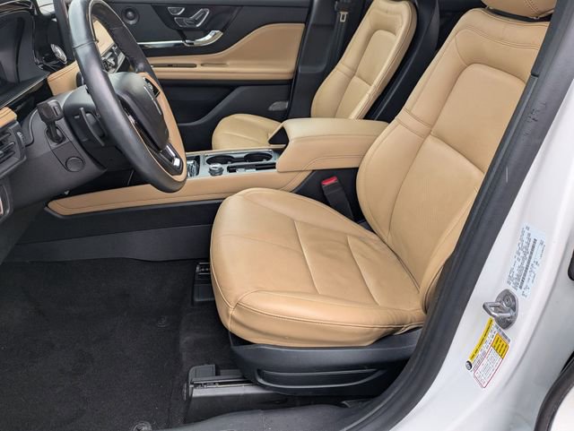 Used 2022 Lincoln Corsair Reserve w/ Equipment Group 201A image 12