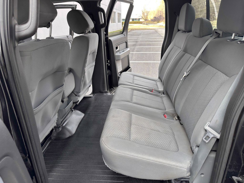 Used 2013 Ford F150 XLT w/ Luxury Equipment Group image 23