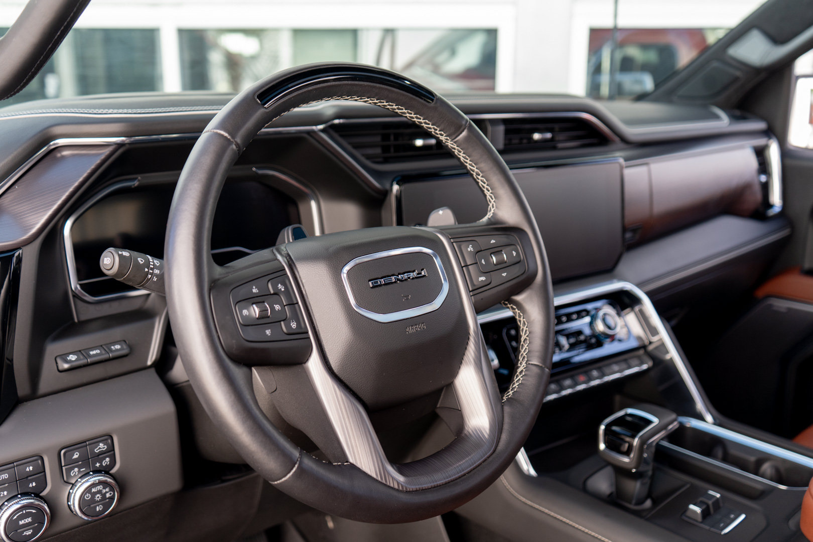 Used 2025 GMC Sierra 1500 Denali Ultimate AWD/4WD image 16