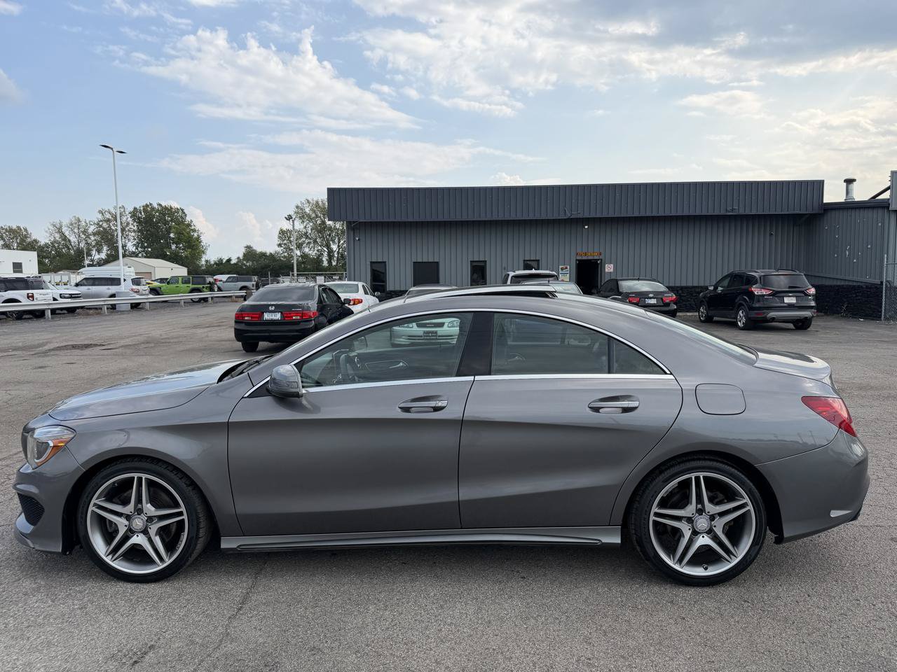 Used 2015 Mercedes-Benz CLA 250 image 5