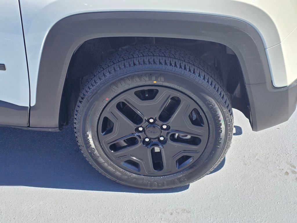 Used 2019 Jeep Renegade Sport AWD/4WD image 9