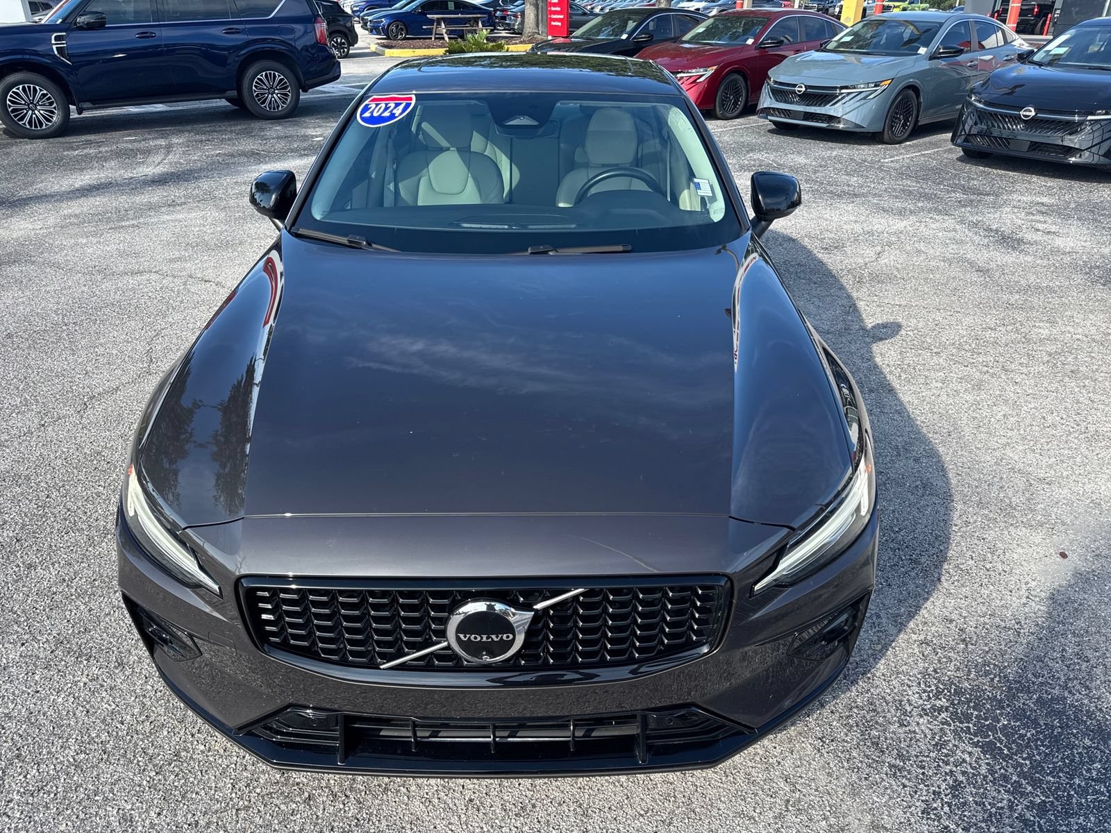 Used 2024 Volvo S60 B5 Plus w/ Protection Package Premier AWD/4WD image 5