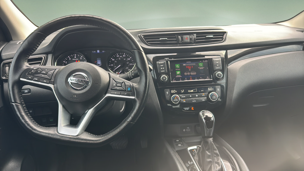 Used 2022 Nissan Rogue Sport SL FWD image 9