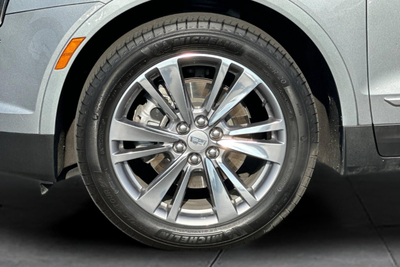 Used 2025 Cadillac XT5 Premium Luxury AWD/4WD image 27