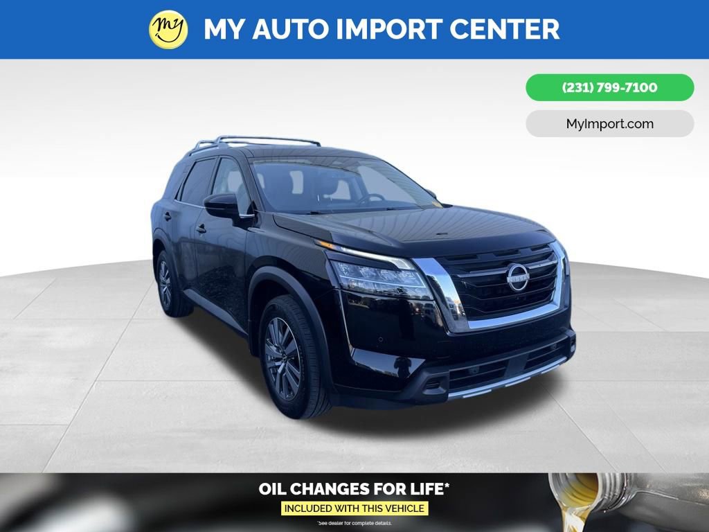 Used 2024 Nissan Pathfinder SL