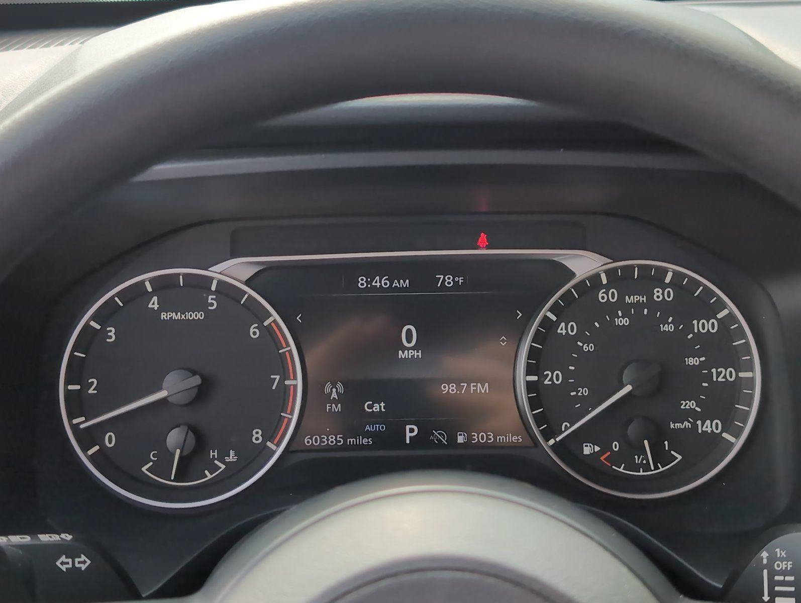 Used 2024 Nissan Rogue S AWD/4WD image 27