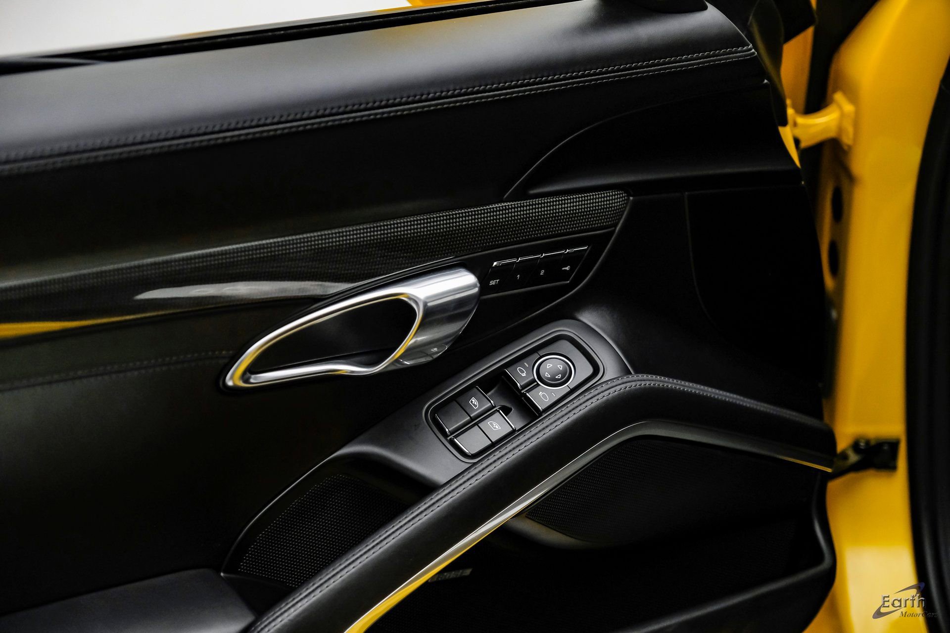 Used 2018 Porsche 911 Turbo S image 84