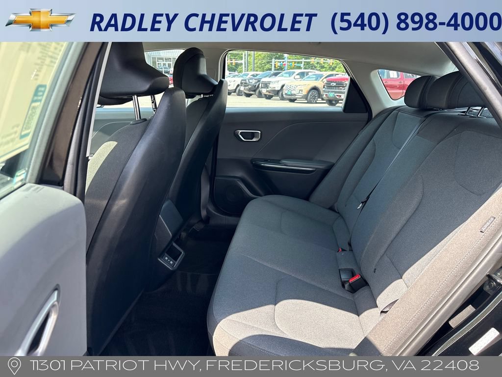 Used 2025 Kia K4 FWD image 12