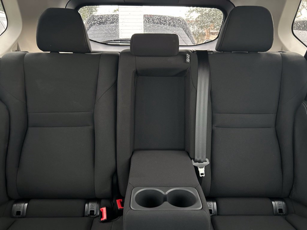 Certified 2025 Nissan Rogue S FWD image 15