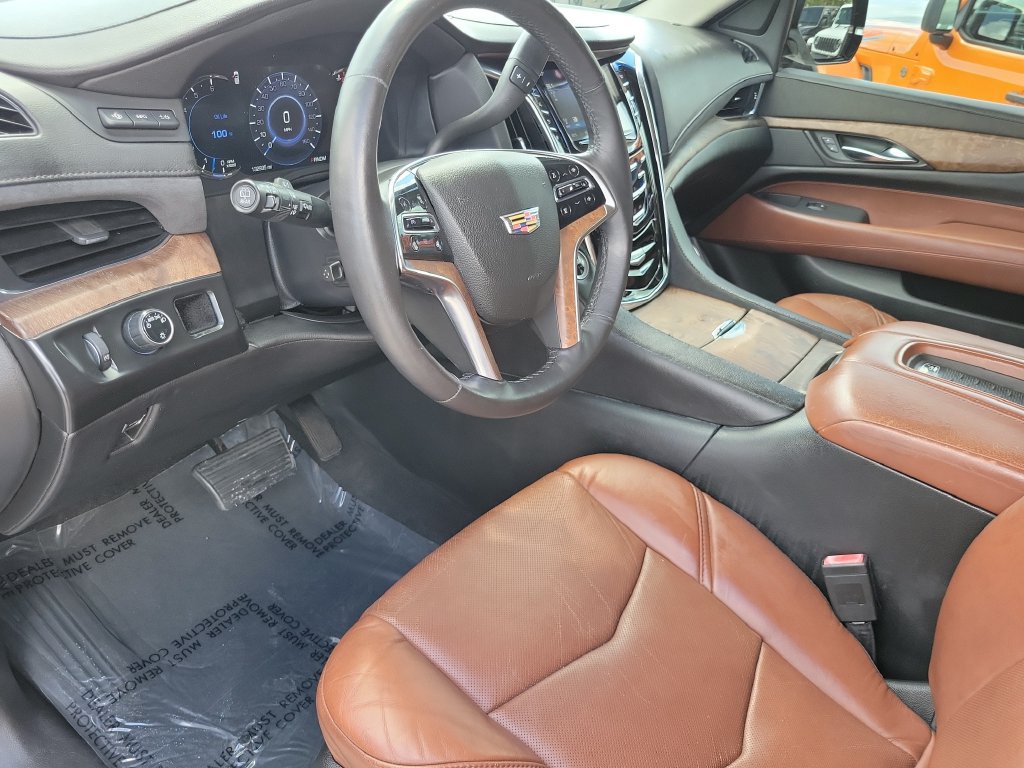 Used 2016 Cadillac Escalade Premium RWD image 17