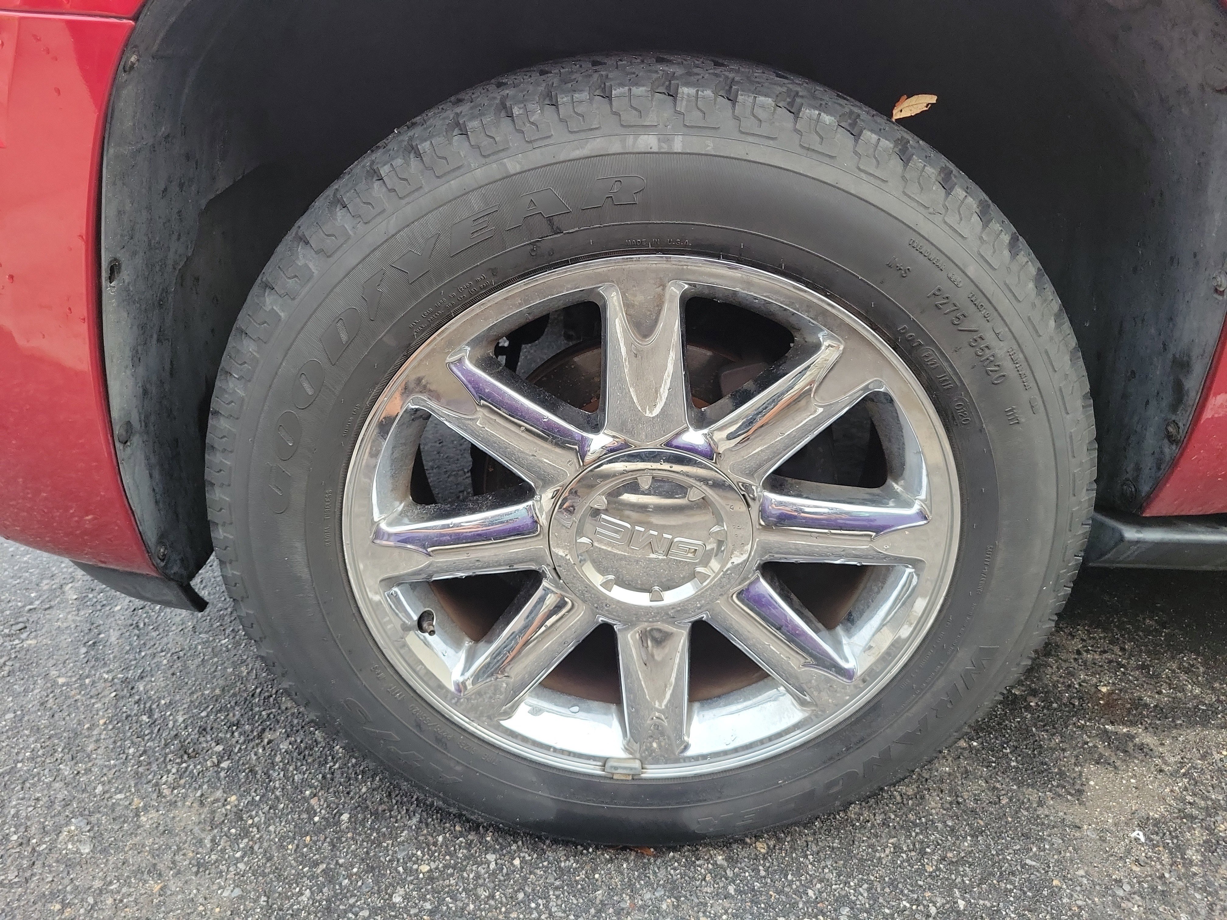 Used 2013 GMC Yukon Denali image 5