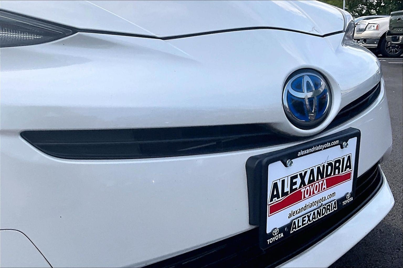 Used 2016 Toyota Prius Three w/ Advanced Technology Package FWD image 28