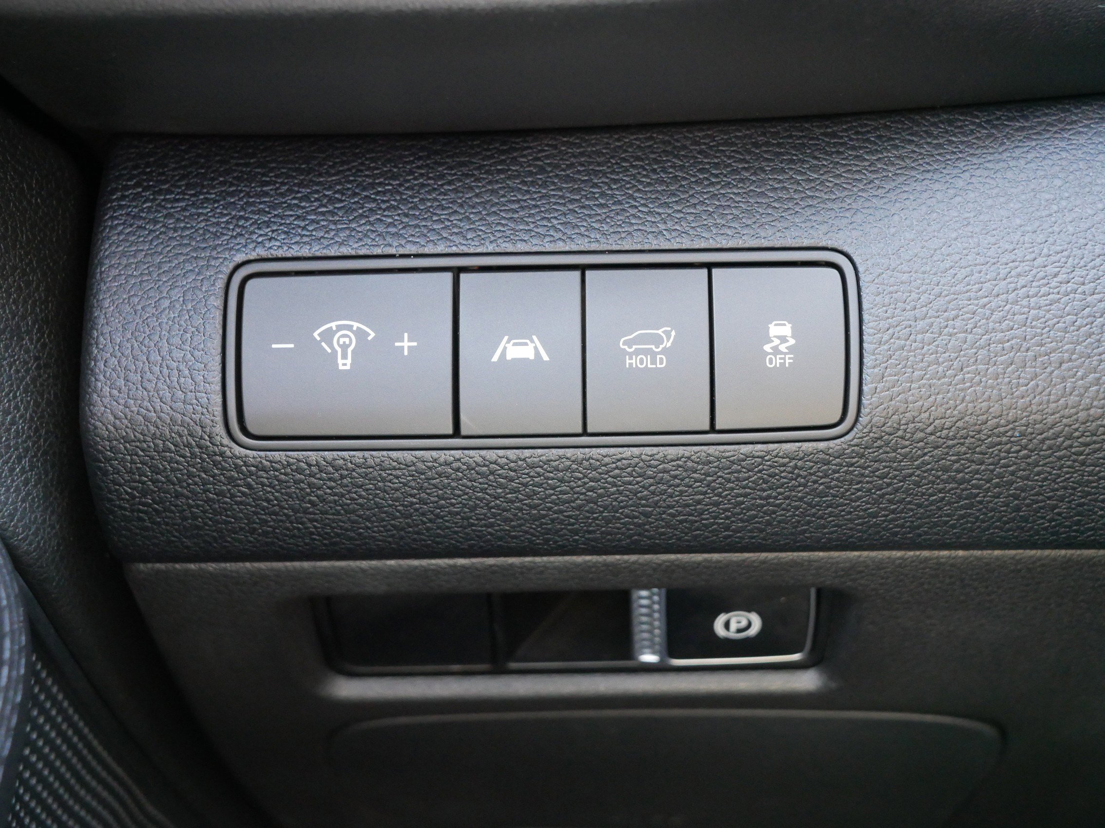 Used 2023 Hyundai Santa Fe SEL w/ Cargo Package image 26