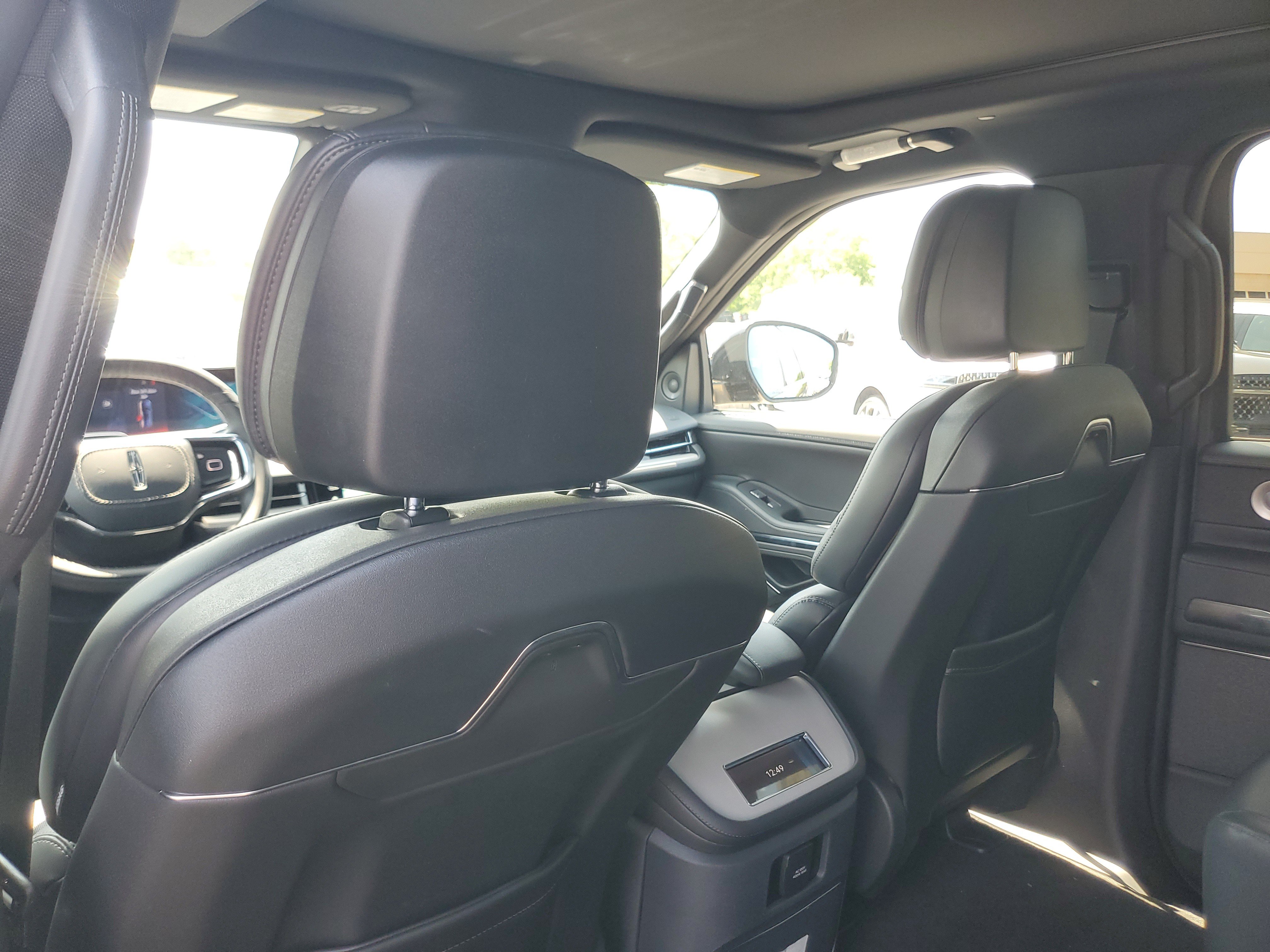 New 2027 Lincoln Navigator Reserve w/ Jet Appearance Package AWD/4WD image 27