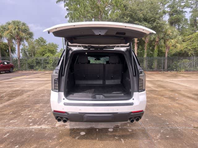 Used 2025 Chevrolet Suburban RST w/ RST Capability Package AWD/4WD image 34