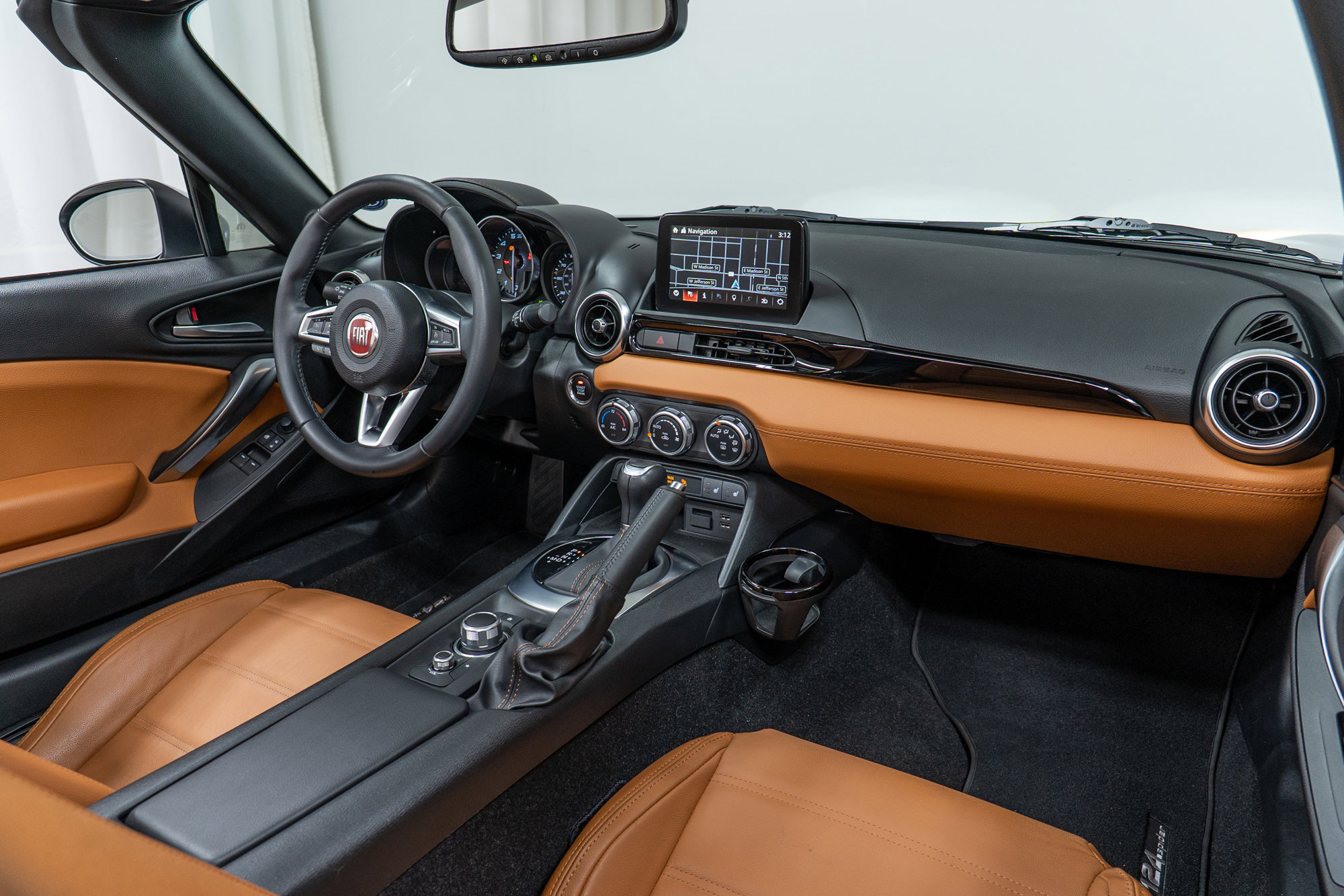 Used 2018 FIAT 124 Spider Lusso w/ Convenience Group image 15