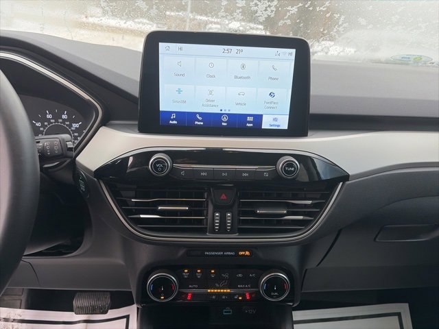 Used 2022 Ford Escape SEL image 16
