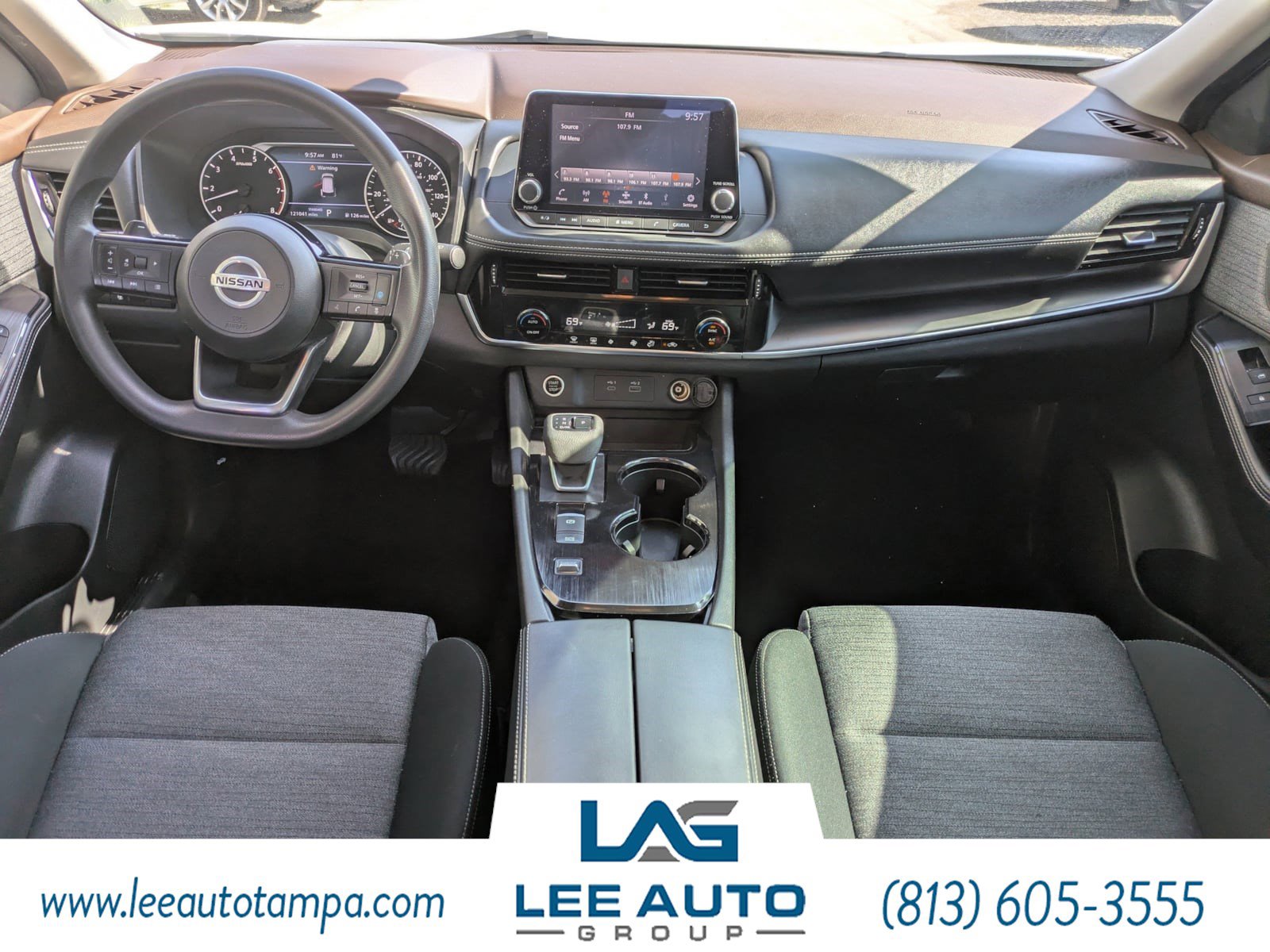 Used 2021 Nissan Rogue SV FWD image 14