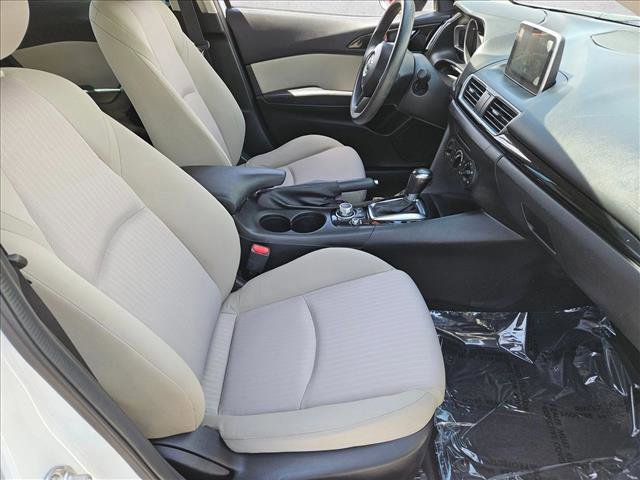 Used 2015 MAZDA MAZDA3 i Sport image 23