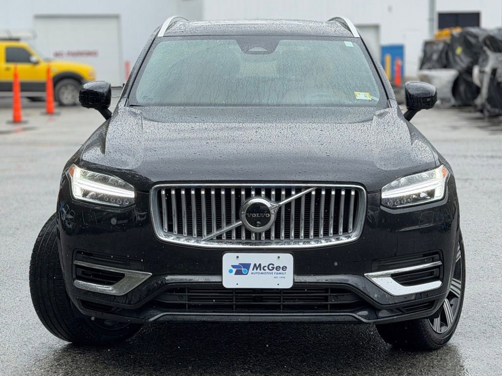 Used 2024 Volvo XC90 T8 Ultimate w/ Protection Package Premier AWD/4WD image 2