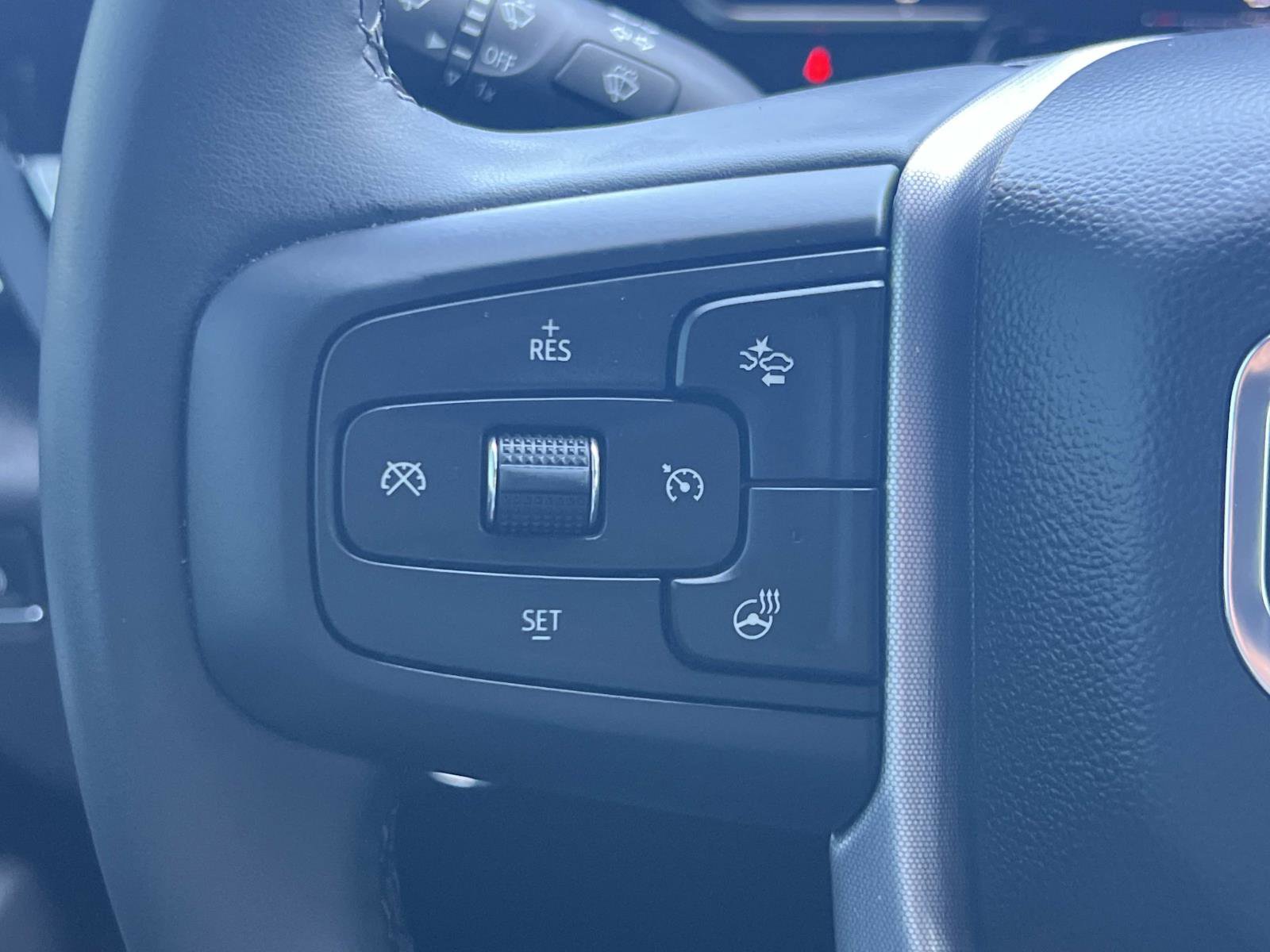 Used 2024 GMC Sierra 1500 Elevation w/ LPO, Elevation Black Package image 9