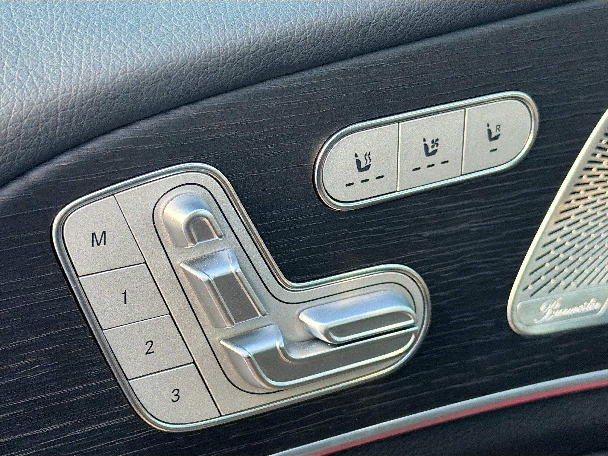 Used 2025 Mercedes-Benz GLE 450 4MATIC image 24