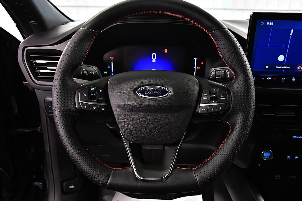 Used 2024 Ford Escape ST-Line w/ Tech Pack #1 AWD/4WD image 19