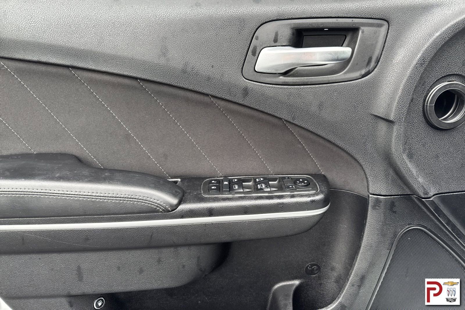 Used 2019 Dodge Charger R/T w/ Navigation & Travel Group image 11