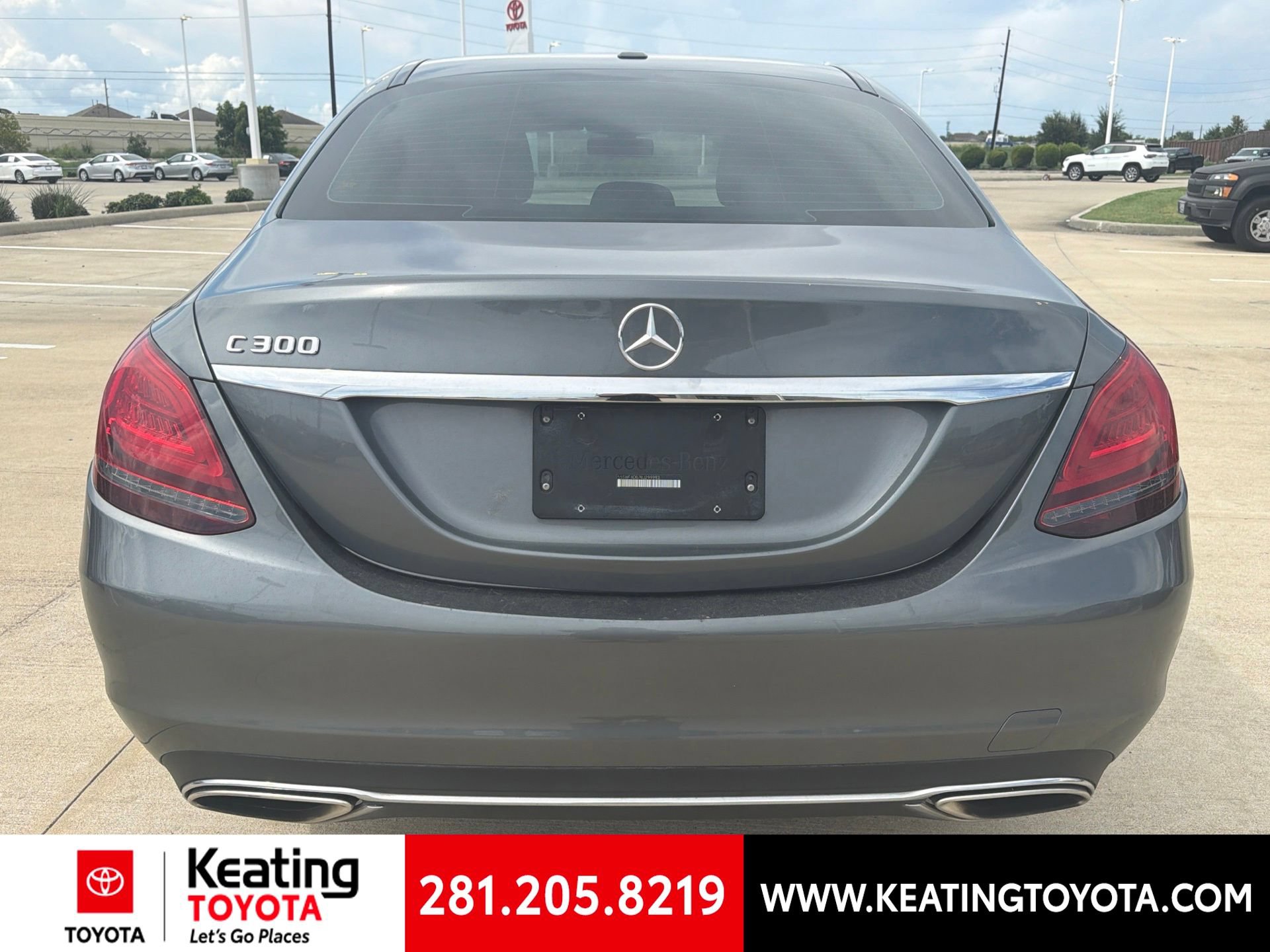 Used 2019 Mercedes-Benz C 300 Sedan image 4
