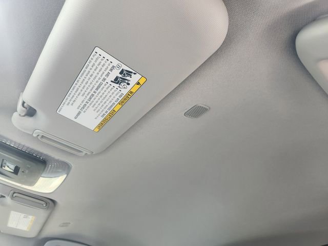 Used 2026 Toyota Prius Plug-In Hybrid FWD image 25