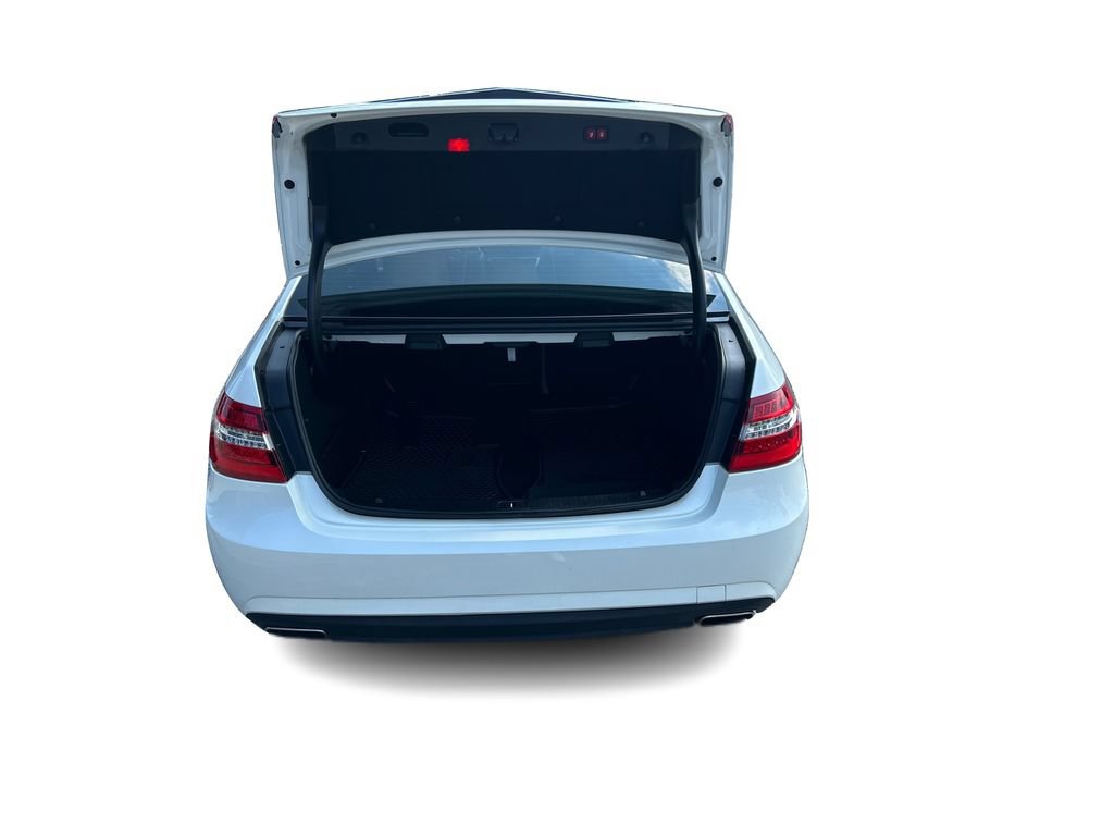 Used 2013 Mercedes-Benz E 350 Sedan image 13
