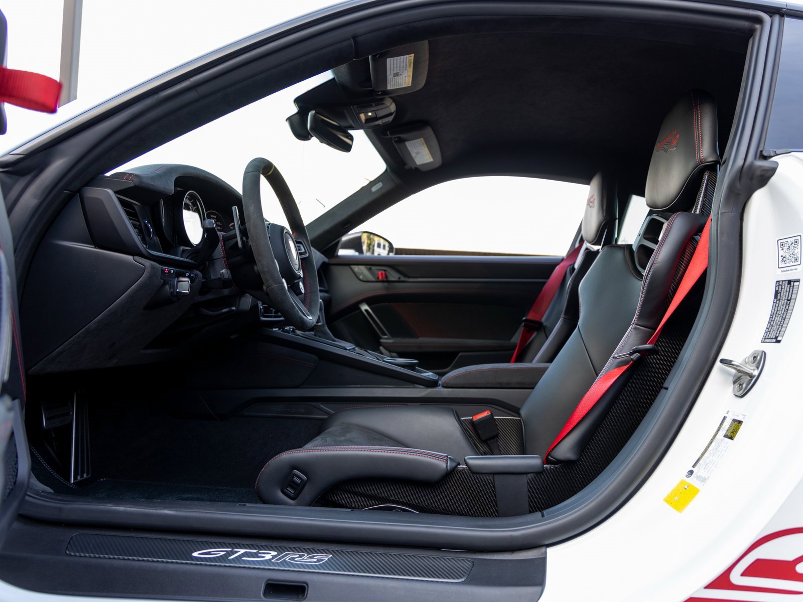 Certified 2024 Porsche 911 GT3 RS image 31