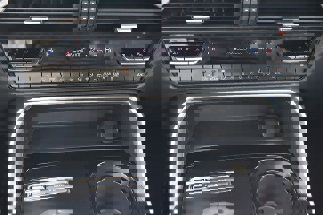 Used 2025 MAZDA CX-90 3.3 Turbo w/ Select Package image 10