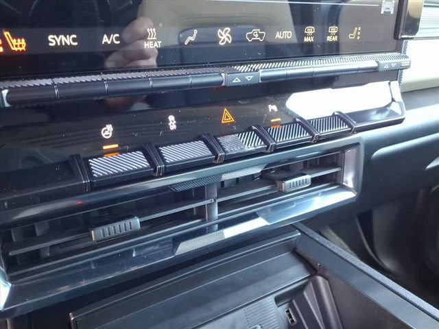 New 2026 GMC Hummer EV SUV image 31