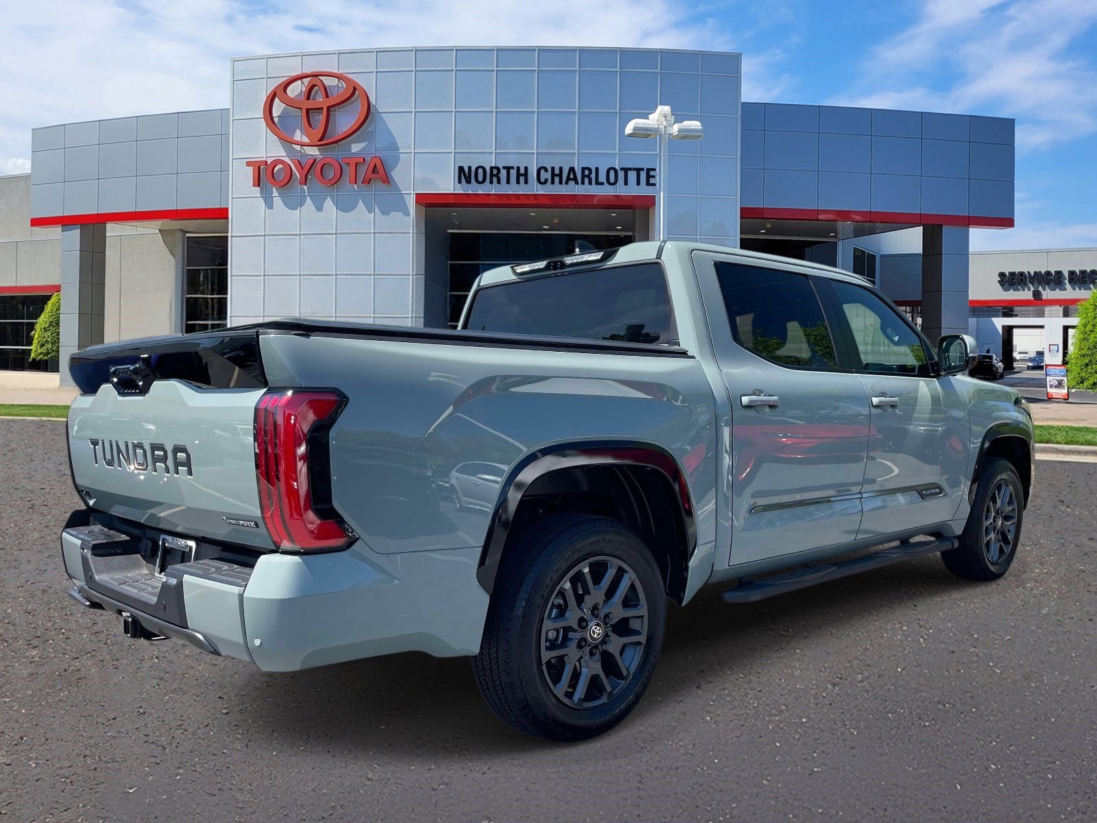 Used 2025 Toyota Tundra Platinum AWD/4WD image 6