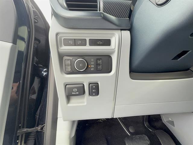 Used 2022 Ford F150 Limited image 13