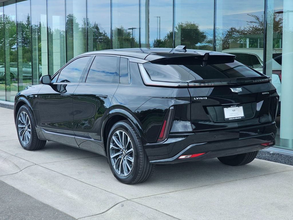 Certified 2024 Cadillac Lyriq Sport AWD/4WD image 3