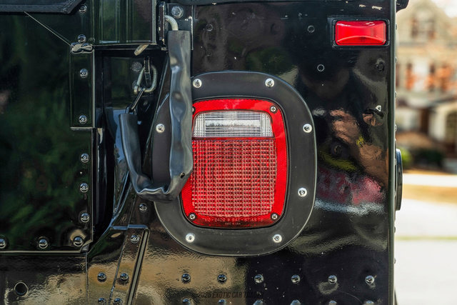 Used 1996 HUMMER H1 4-Door Open Top image 85