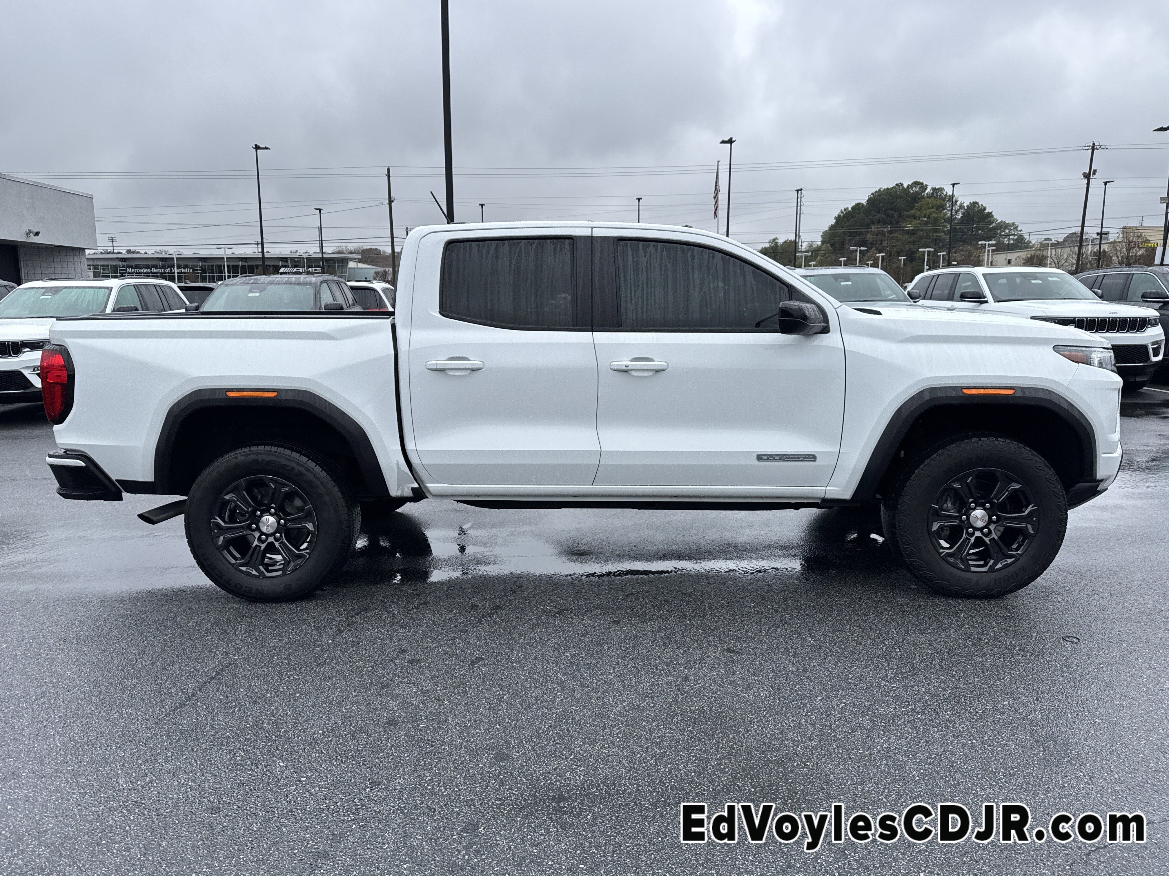 Used 2023 GMC Canyon Elevation w/ Convenience Package image 9