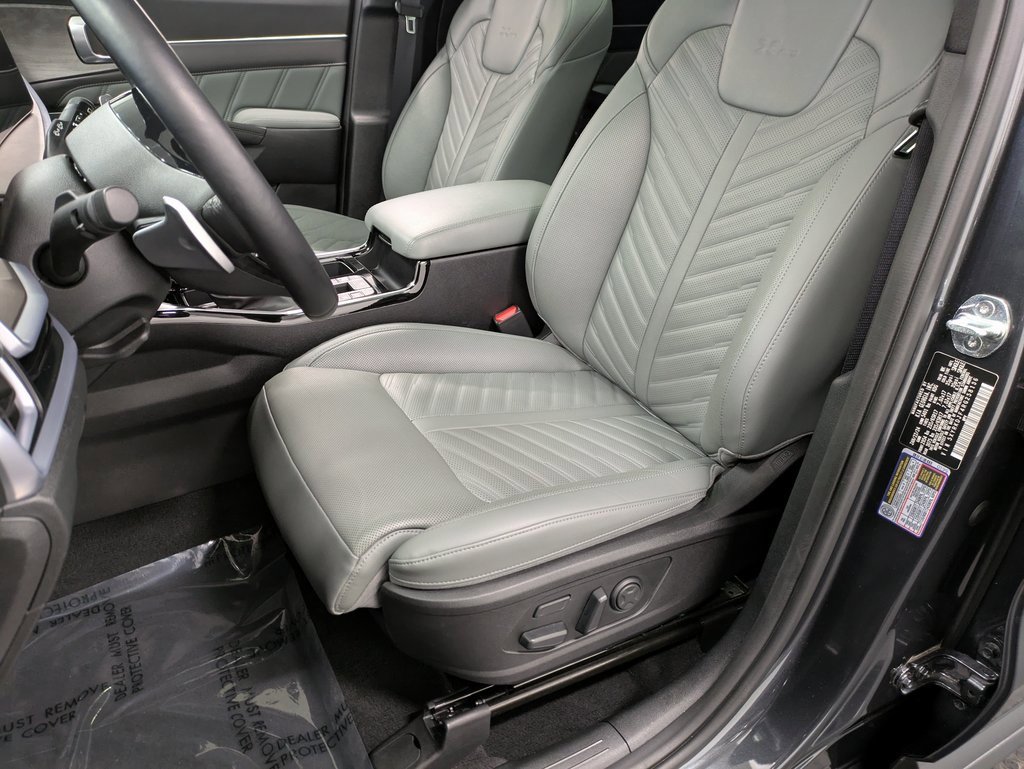 Used 2024 Kia Sorento SX Prestige w/ Sage Leather Package image 9
