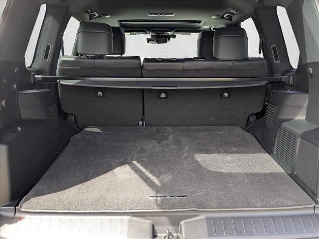 Used 2025 Lexus LX 700h Overtrail w/ Accessory Package (Z1) AWD/4WD image 6