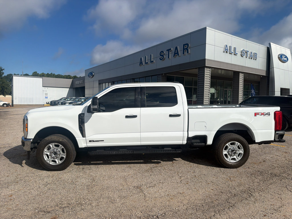 Used 2025 Ford F250 XLT w/ FX4 Off-Road Package AWD/4WD image 8